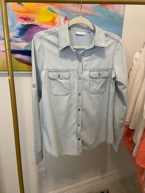 100% Cotton Denim Button-Up Shirt Medium